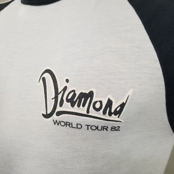 Vintage Neil Diamond Wold Tour 1982 Concert Tee Shirt Size M Raglan T-Shirt Top - Picture 3 of 10